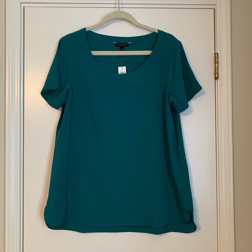 Scoop neck blouse